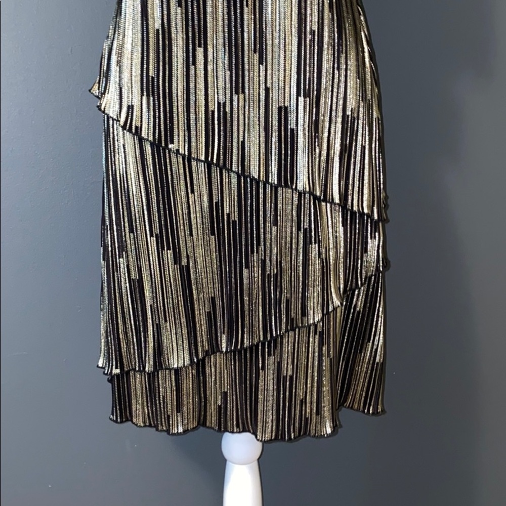 Dress - Picture 4 of 5